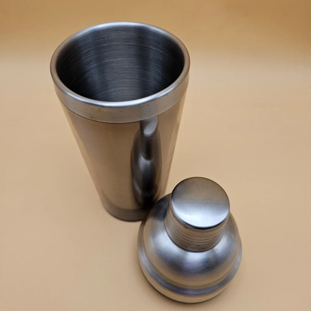 Stainless Steel Cocktail Shaker Bar Tool For‎ Mixology Drinks